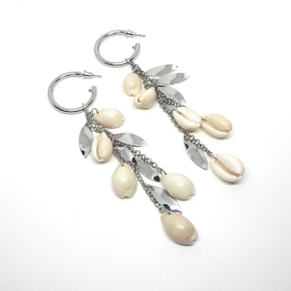 Puka shell Tassel earrings - Picture 2 of 4